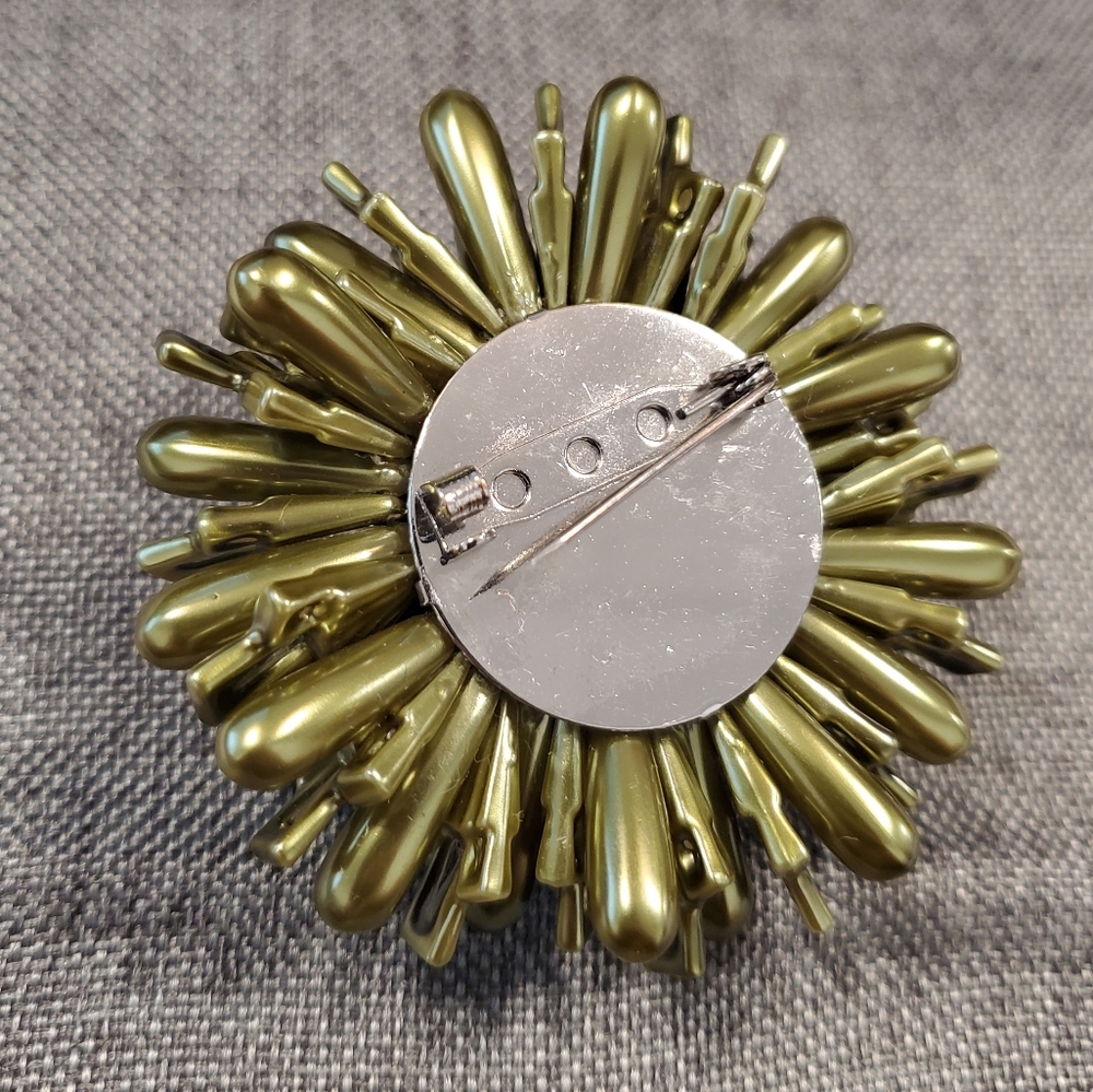 Beaded Brooch - Picture 3 of 3